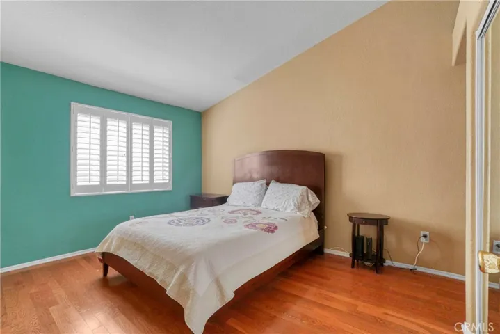 18736 Vista Del Canon B, Newhall, California 91321
