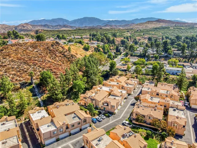 18736 Vista Del Canon B, Newhall, California 91321