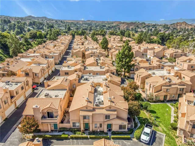 18736 Vista Del Canon B, Newhall, California 91321