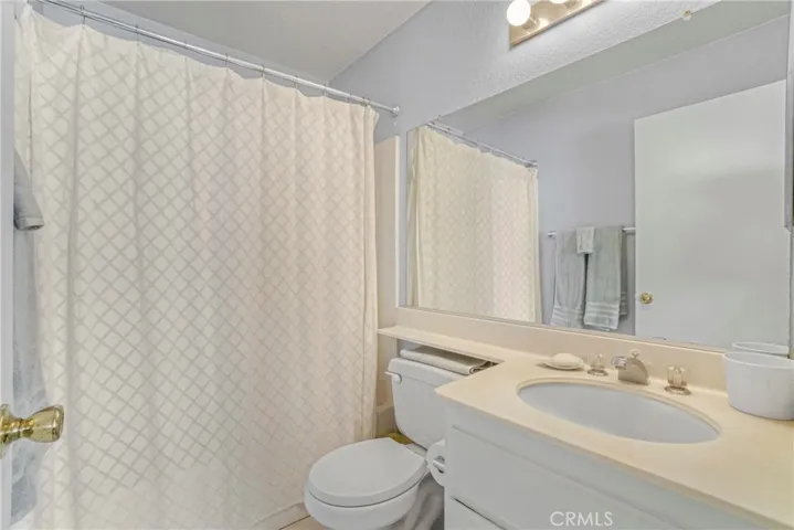 18736 Vista Del Canon B, Newhall, California 91321