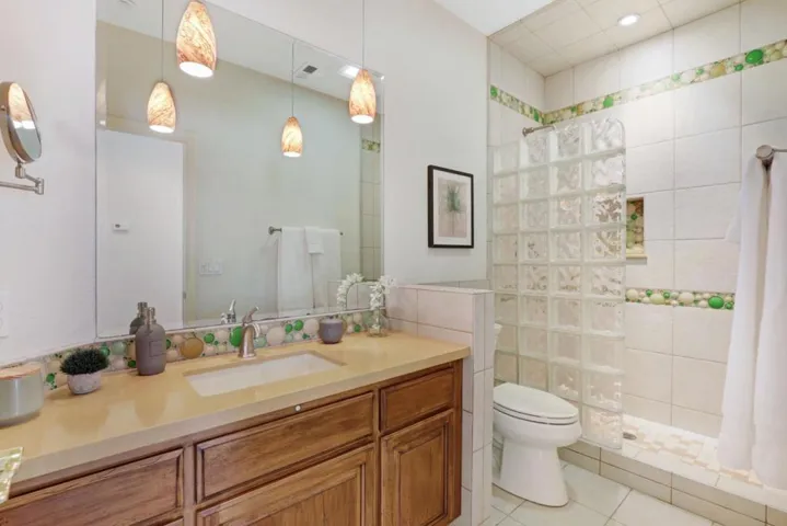 19123 Garden Valley Way, Salinas, California 93908