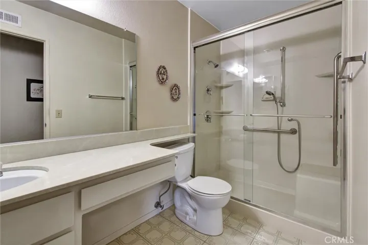 13714 Oak Crest Drive, Cerritos, California 90703