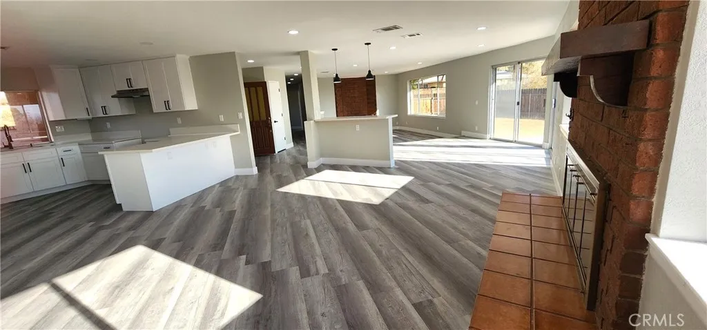 16257 Saint Timothy Road, Apple Valley, California 92307 home-pic-13