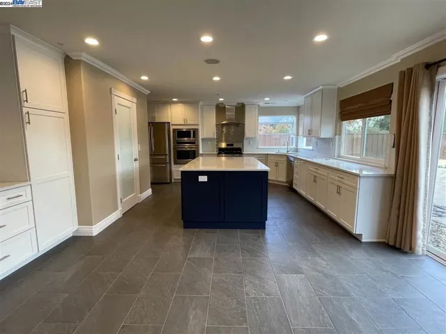 1393 Arrowhead Ave, Livermore, California 94551