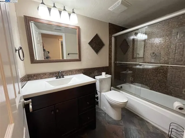 1393 Arrowhead Ave, Livermore, California 94551