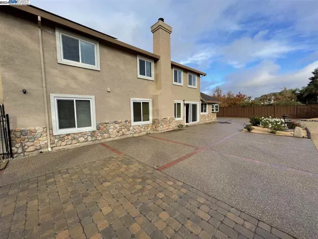 1393 Arrowhead Ave, Livermore, California 94551