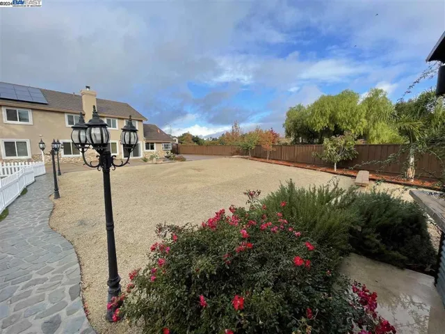 1393 Arrowhead Ave, Livermore, California 94551