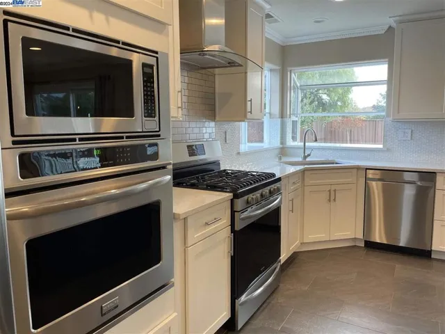 1393 Arrowhead Ave, Livermore, California 94551