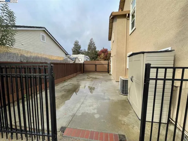 1393 Arrowhead Ave, Livermore, California 94551