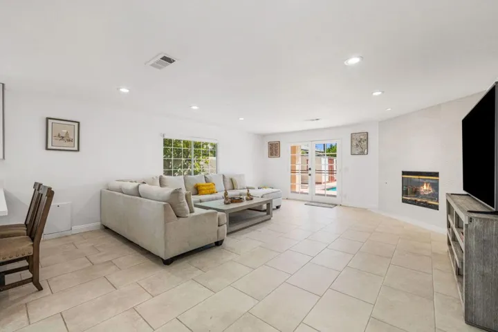 32-web-or-mls-8M4A6734