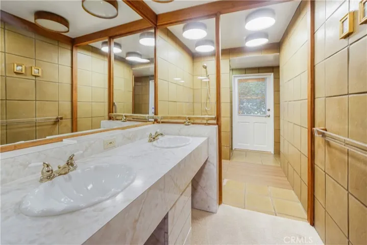 28728 Atford Drive, Rancho Palos Verdes, California 90275