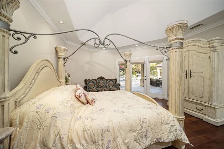 17351 Parthenia Street, Sherwood Forest, California 91325