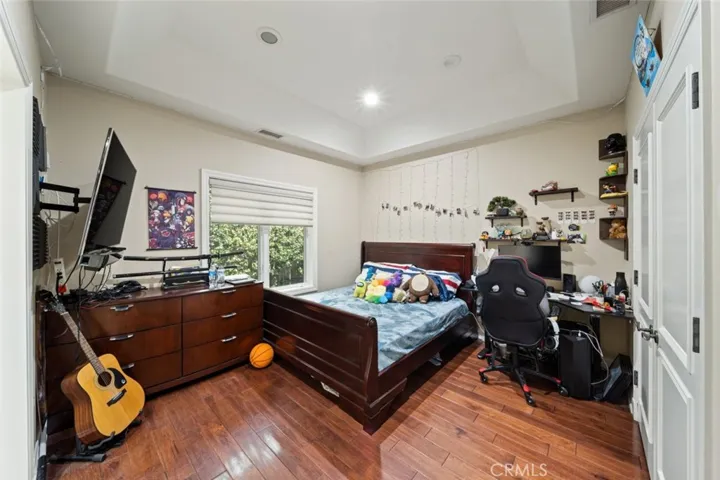 17351 Parthenia Street, Sherwood Forest, California 91325