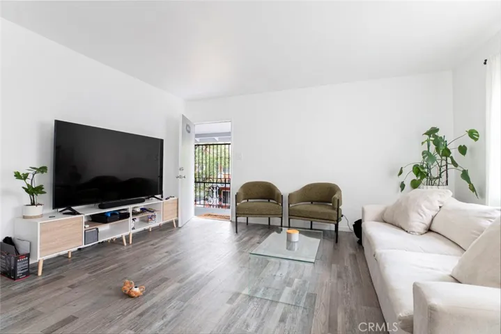 13647 Leadwell Street, Van Nuys, California 91405