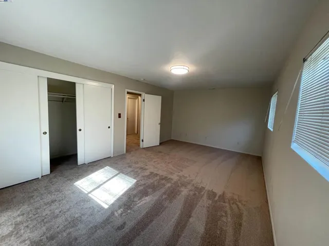 28141 Two Rivers Road, Manteca, California 95337
