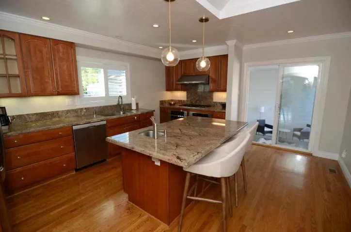 1564 Belmont Avenue, San Carlos, California 94070