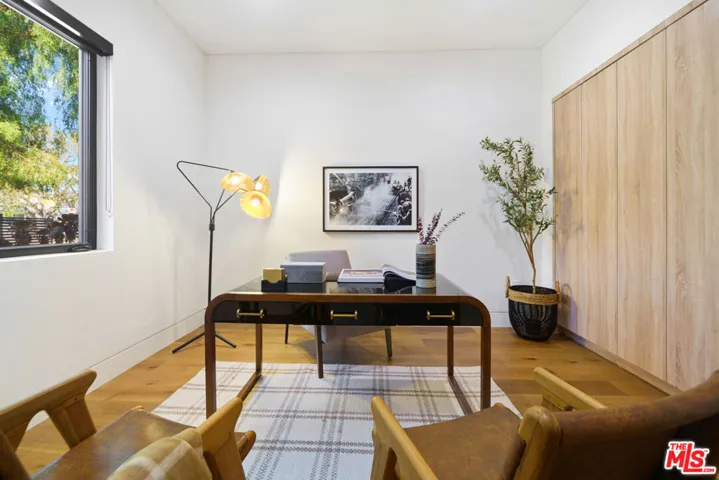 15468 Morrison Street, Sherman Oaks, California 91403