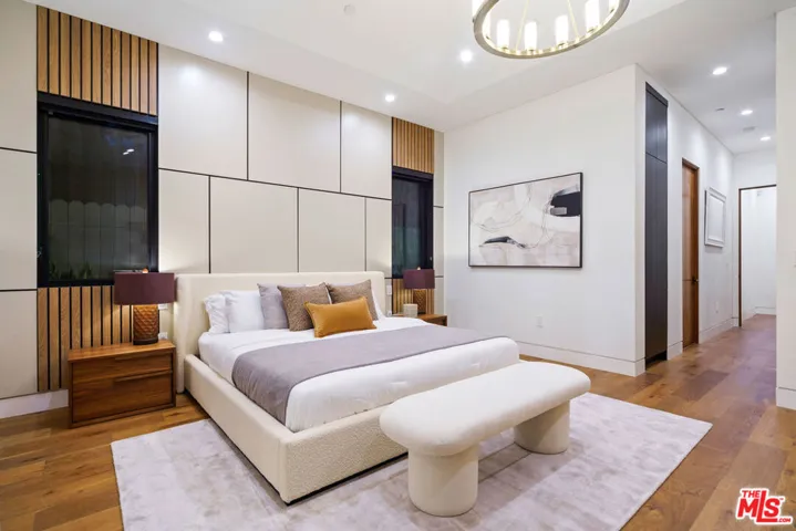 15468 Morrison Street, Sherman Oaks, California 91403