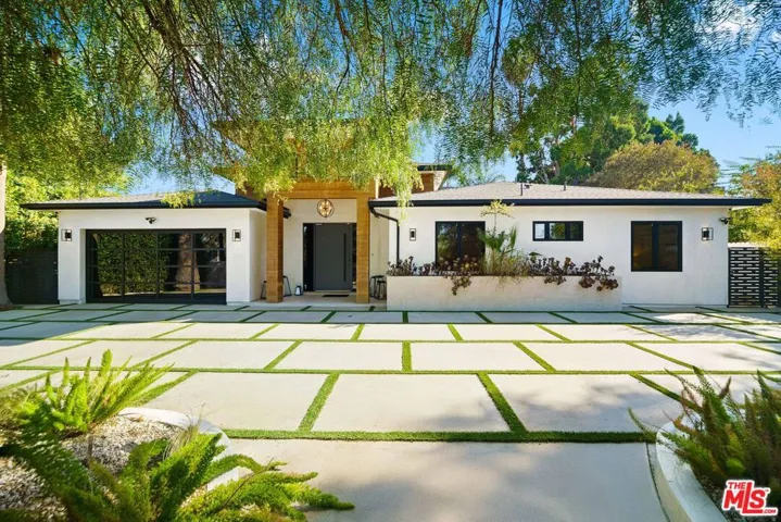 15468 Morrison Street, Sherman Oaks, California 91403