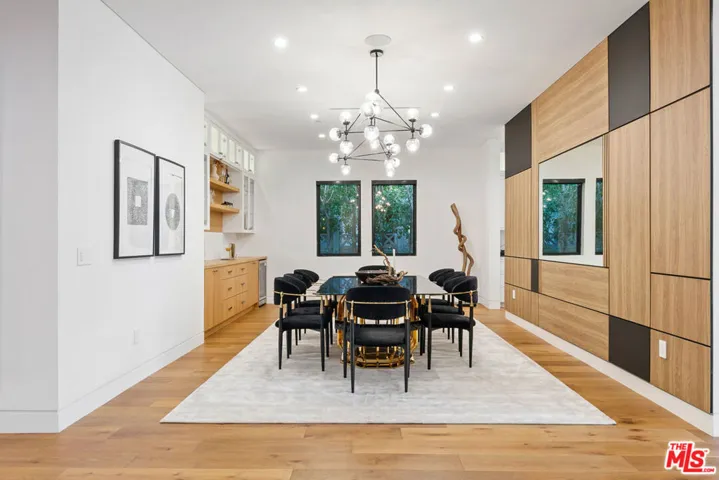 15468 Morrison Street, Sherman Oaks, California 91403