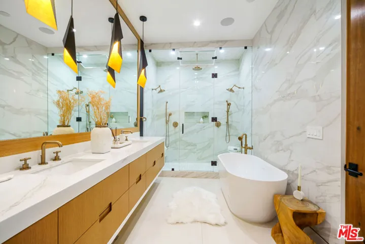 15468 Morrison Street, Sherman Oaks, California 91403