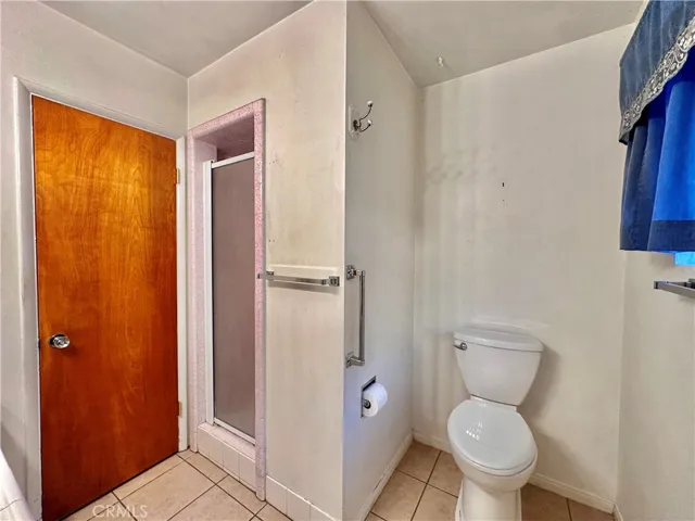 8443 Donna Way, Jurupa Valley, California 92509