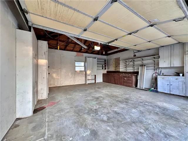 8443 Donna Way, Jurupa Valley, California 92509