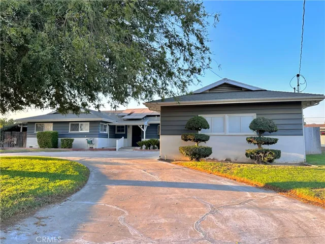 8443 Donna Way, Jurupa Valley, California 92509