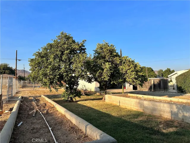 8443 Donna Way, Jurupa Valley, California 92509