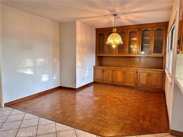 8443 Donna Way, Jurupa Valley, California 92509