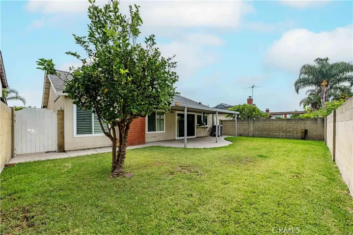 7811 Inwood Lane, La Palma, California 90623