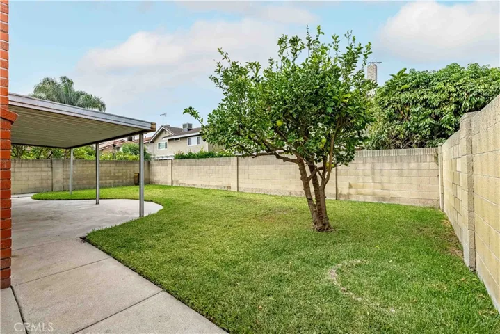 7811 Inwood Lane, La Palma, California 90623