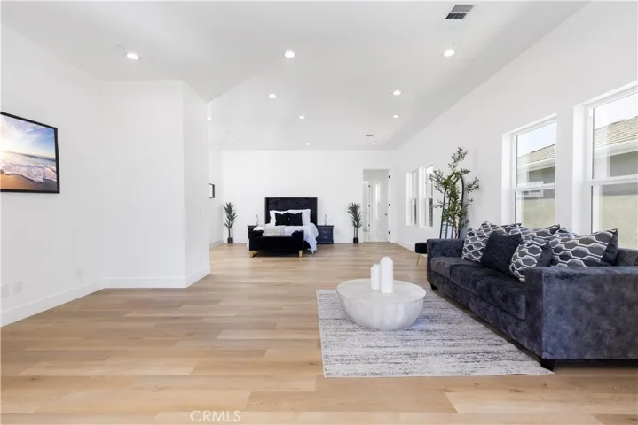 910 S Canyon Heights Drive, Anaheim Hills, California 92808