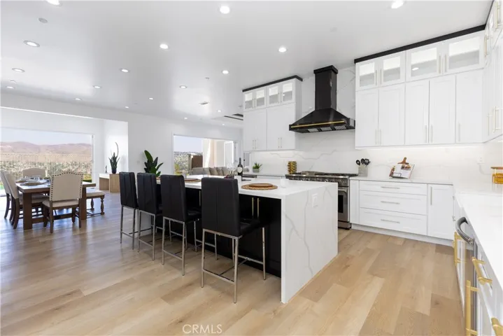 910 S Canyon Heights Drive, Anaheim Hills, California 92808