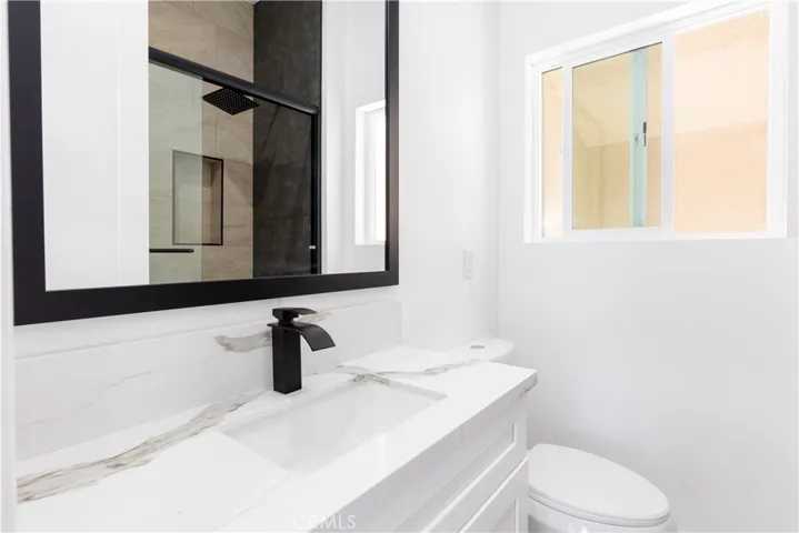 910 S Canyon Heights Drive, Anaheim Hills, California 92808