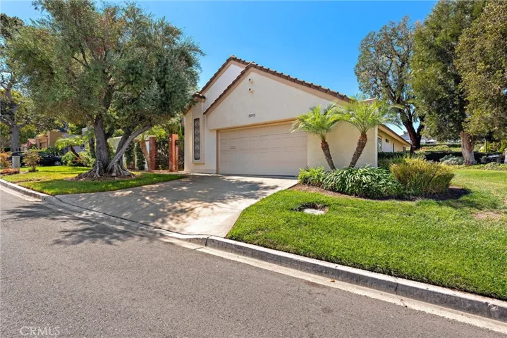 5012 Duverney, Laguna Woods, California 92637