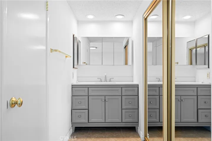 17111 Ridge Park Drive, Hacienda Heights, California 91745