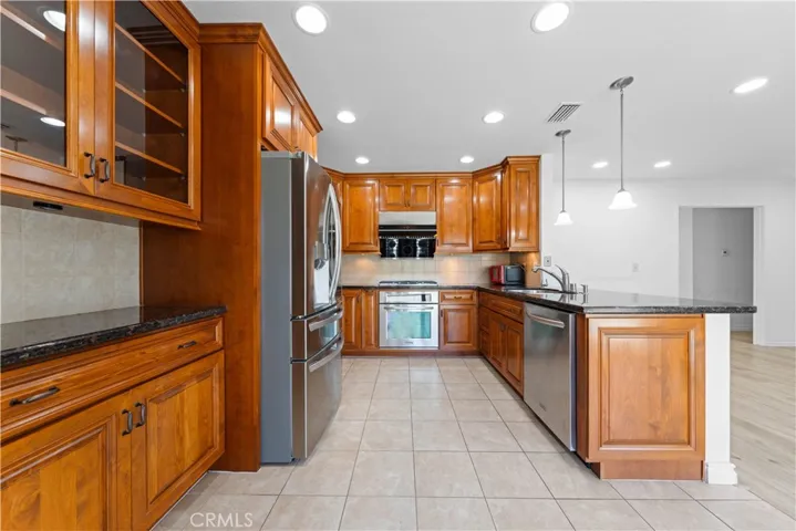 17111 Ridge Park Drive, Hacienda Heights, California 91745