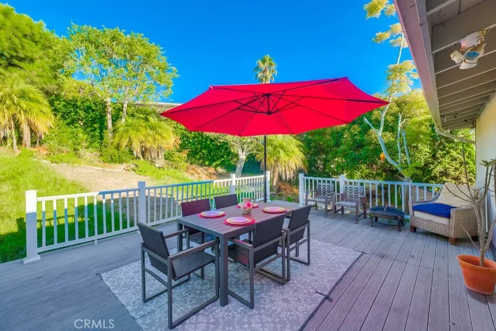 28212 Lobrook Drive, Rancho Palos Verdes, California 90275