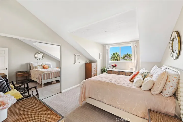 609 Calle Fierros, San Clemente, California 92673