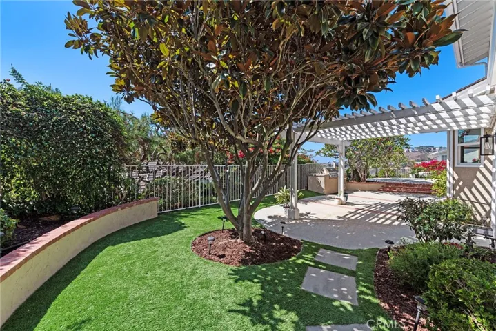 609 Calle Fierros, San Clemente, California 92673