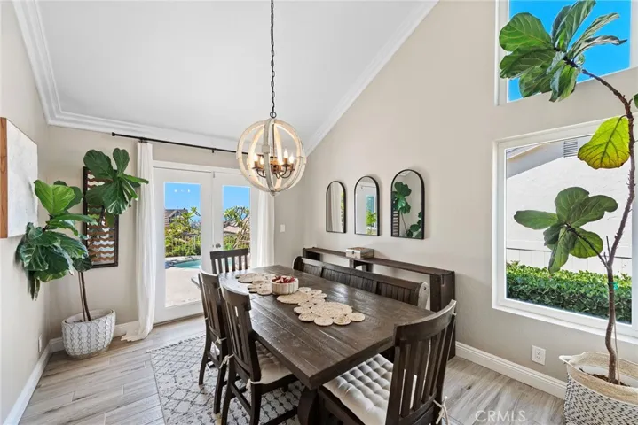609 Calle Fierros, San Clemente, California 92673