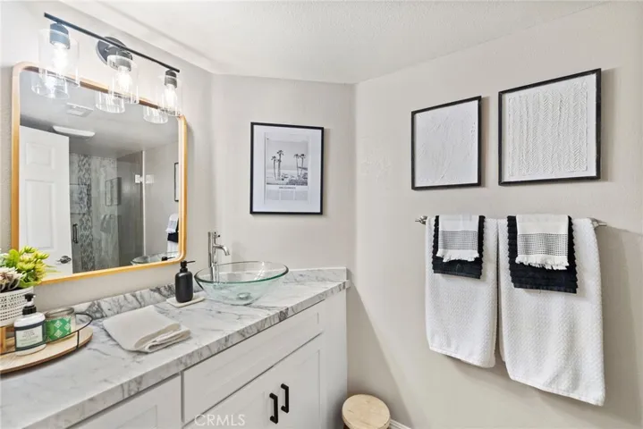 609 Calle Fierros, San Clemente, California 92673