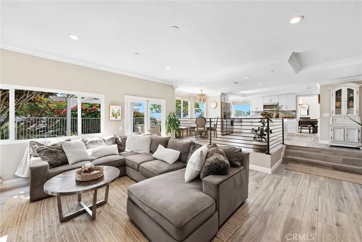 609 Calle Fierros, San Clemente, California 92673