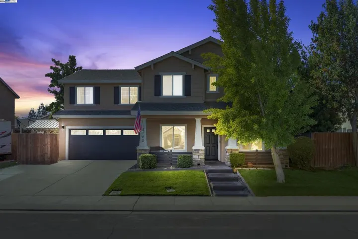2142 Woodbine Avenue, Manteca, California 95337