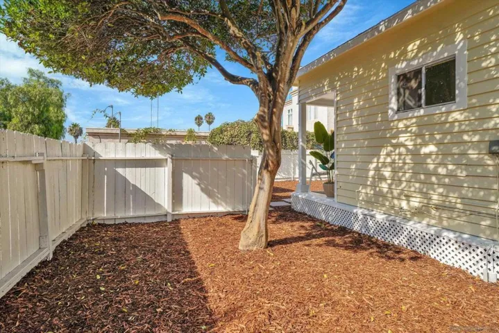 7444 Draper Ave, La Jolla, California 92037