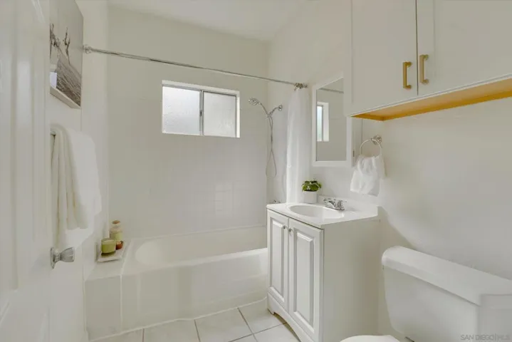 7444 Draper Ave, La Jolla, California 92037