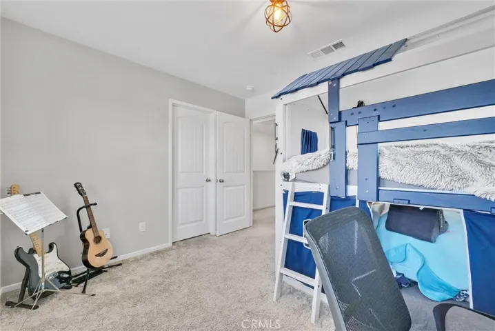 5023 Oak Moss Avenue, Fontana, California 92336