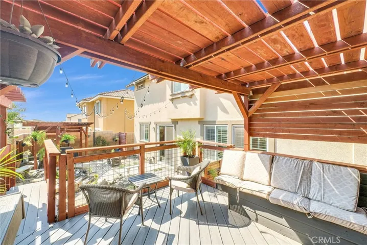 5023 Oak Moss Avenue, Fontana, California 92336