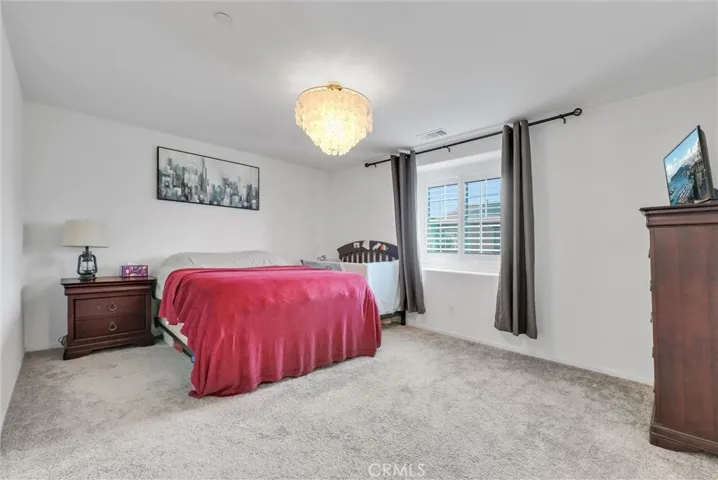 5023 Oak Moss Avenue, Fontana, California 92336